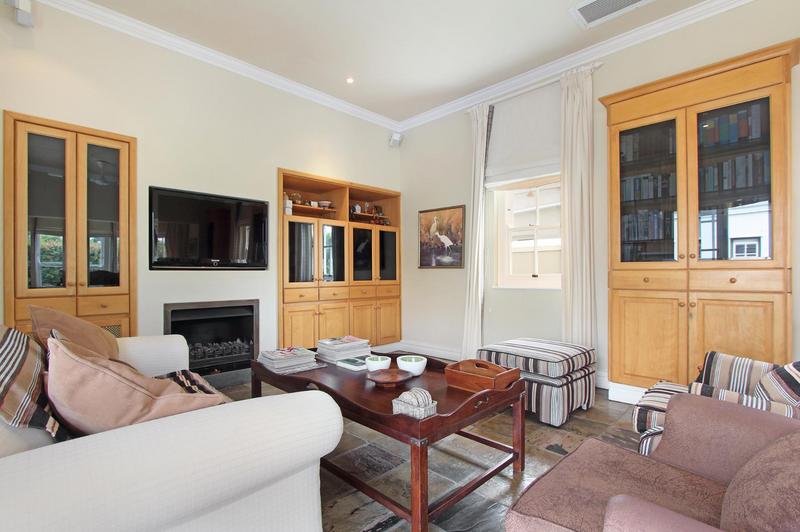 To Let 3 Bedroom Property for Rent in Steenberg Estate Western Cape